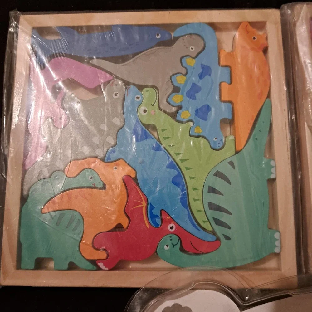 NIB - 2 Montessori Woodend Puzzles with 2 new Suction Spinning
